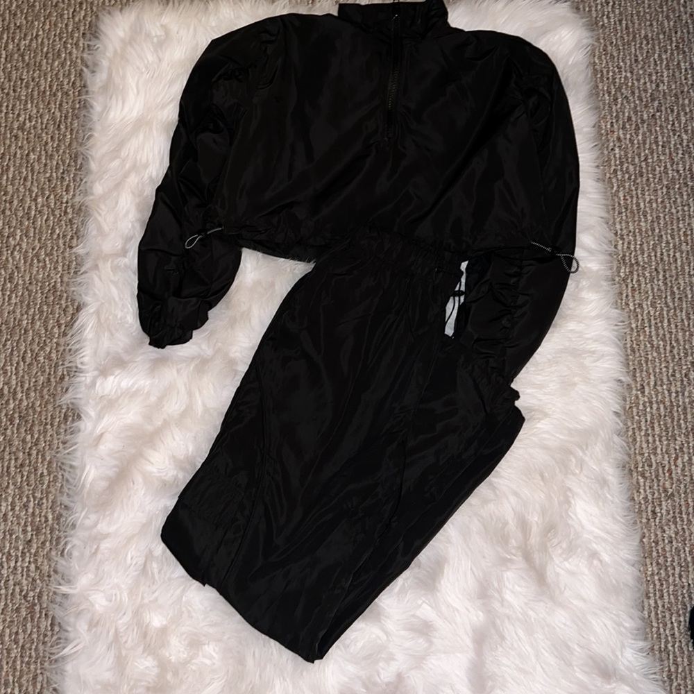 Forever 21 active sweatsuit